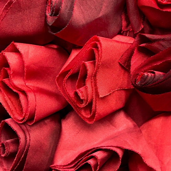 Pier 1 red fabric rose pillow, valentines - Picture 4 of 6